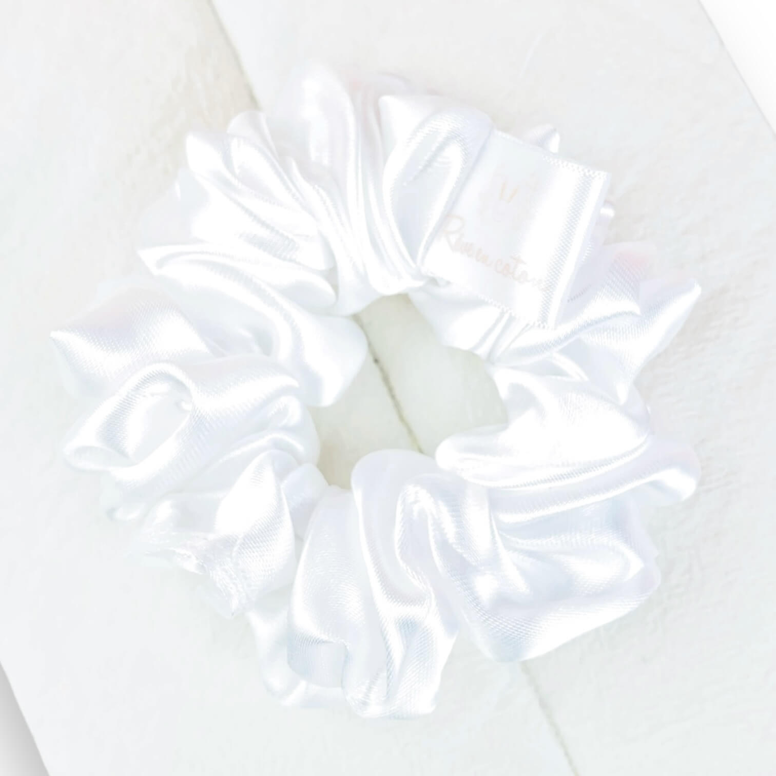 chouchou satin blanc Rêve en Coton chouchou satin blanc Rêve en Coton