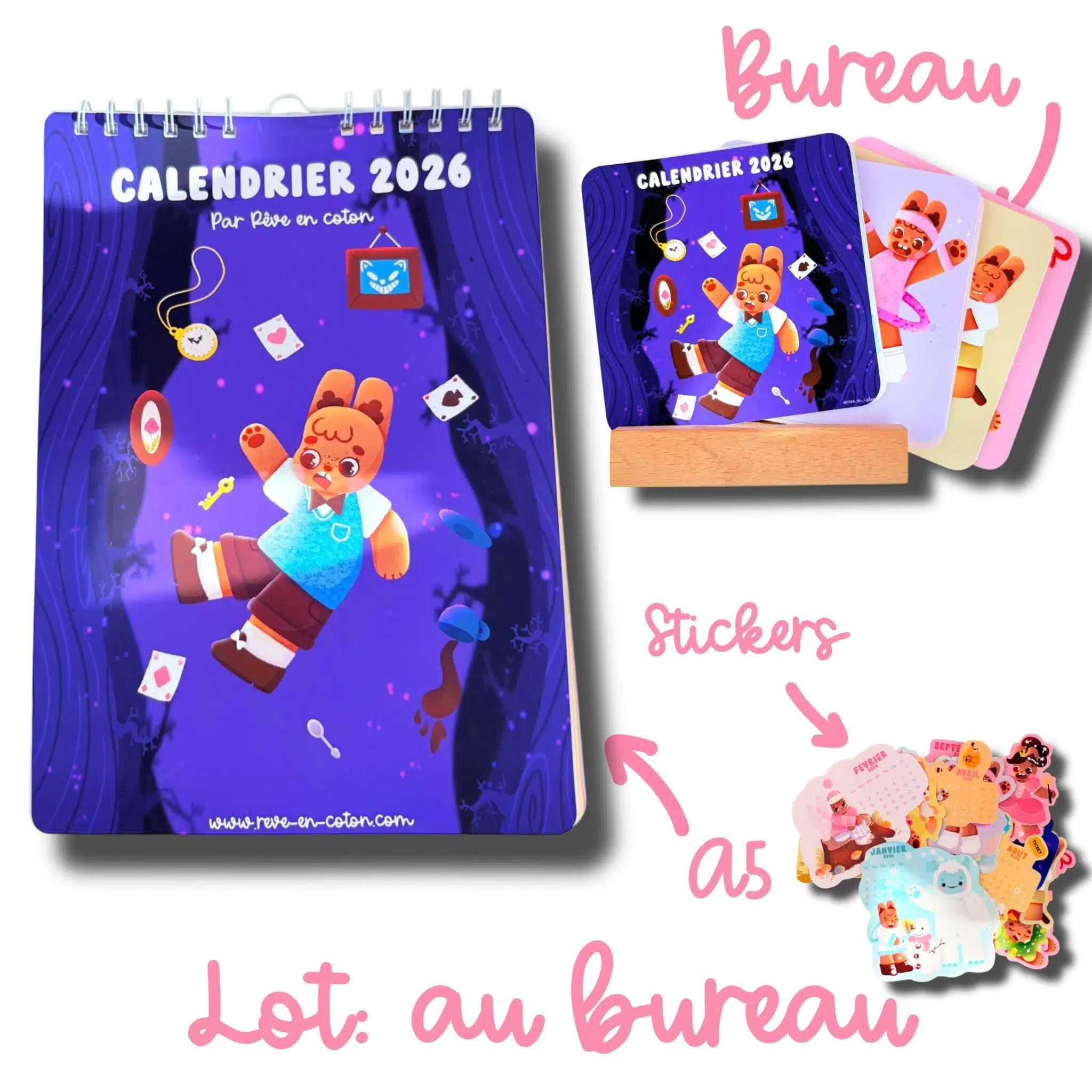 Calendrier 2026 🌸 Commence l’année avec douceur, termine-la avec le sourire 🌸 Le calendrier 2026 Rêve en coton a été entièrement imaginé, dessiné et conçu dans mon petit atelier savoyard pour apporter une touche de tendresse à ton quotidien. Chaque mois est accompagné d’une illustration originale et pleine de poésie, pensée pour égayer tes journées et te rappeler que même les petites choses méritent d’être célébrées. Que tu choisisses un grand format mural, un petit format bureau, un marque-page ou même la version stickers, ce calendrier t’accompagnera partout… avec un brin de magie et beaucoup d’amour. Le joli Duo est composé: Un grand calendrier 2026 format A5 imprimé sur un papier Mat 170 grammes, 14 pages colorés et 1 Page par mois illustrée par mes petites mains, Reliure à anneaux blanc et son attache murale Un petit calendrier 2026 format Bureau avec ou sans son support en bois imprimé sur un papier Mat 170 grammes, 13 pages colorées et 1 Page par mois illustrée par mes petites mains. ⚠️ATTENTION ⚠️ Précommande expédiée en Novembre - Pensez à séparer vos achats des précommandes calendrier 2026 rêve en coton Calendrier 2026 🌸 Commence l’année avec douceur, termine-la avec le sourire 🌸 Le calendrier 2026 Rêve en coton a été entièrement imaginé, dessiné et conçu dans mon petit atelier savoyard pour apporter une touche de tendresse à ton quotidien. Chaque mois est accompagné d’une illustration originale et pleine de poésie, pensée pour égayer tes journées et te rappeler que même les petites choses méritent d’être célébrées. Que tu choisisses un grand format mural, un petit format bureau, un marque-page ou même la version stickers, ce calendrier t’accompagnera partout… avec un brin de magie et beaucoup d’amour. Le joli Duo est composé: Un grand calendrier 2026 format A5 imprimé sur un papier Mat 170 grammes, 14 pages colorés et 1 Page par mois illustrée par mes petites mains, Reliure à anneaux blanc et son attache murale Un petit calendrier 2026 format Bureau avec ou sans son support en bois imprimé sur un papier Mat 170 grammes, 13 pages colorées et 1 Page par mois illustrée par mes petites mains. ⚠️ATTENTION ⚠️ Précommande expédiée en Novembre - Pensez à séparer vos achats des précommandes calendrier 2026 rêve en coton