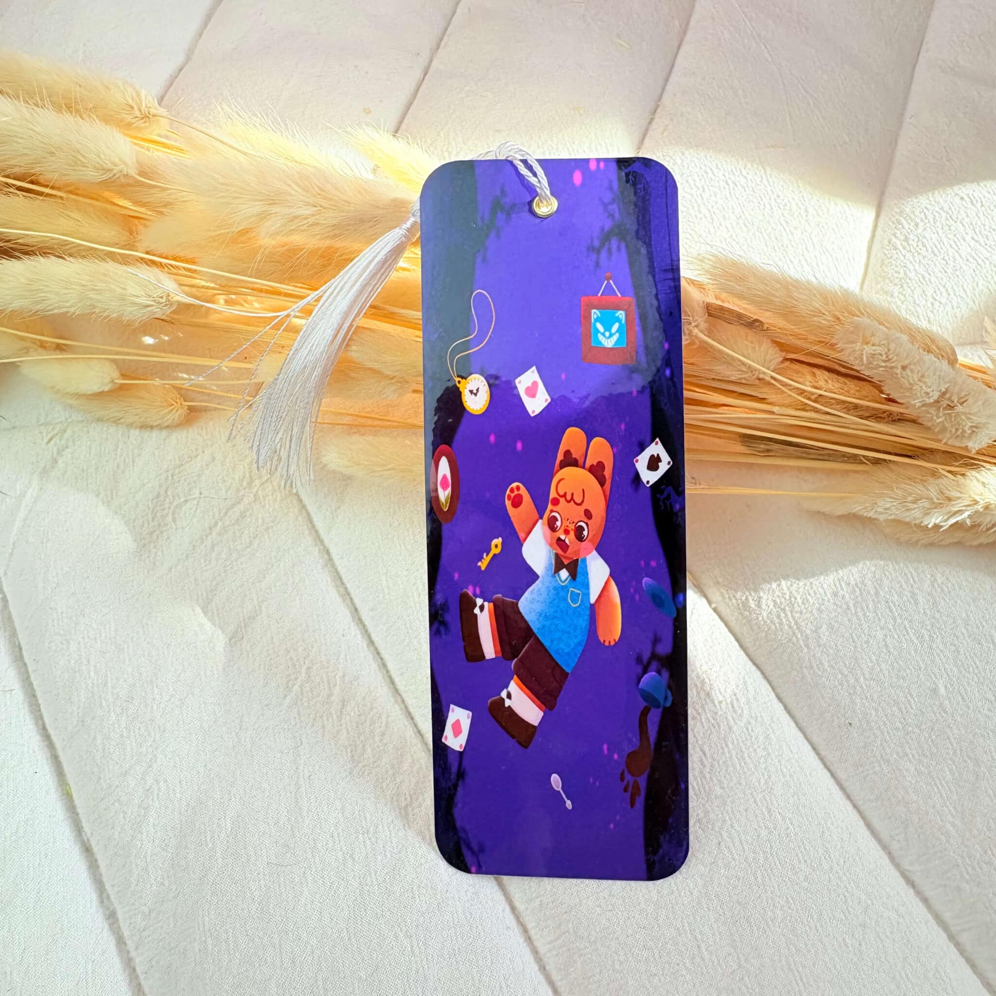 Marque page - Lapin "Alice in wonderland" Marque page - Lapin "Alice in wonderland"